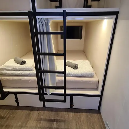 Hostel Cabin Hostel