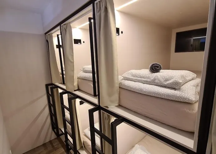 Хостел Cabin Hostel *